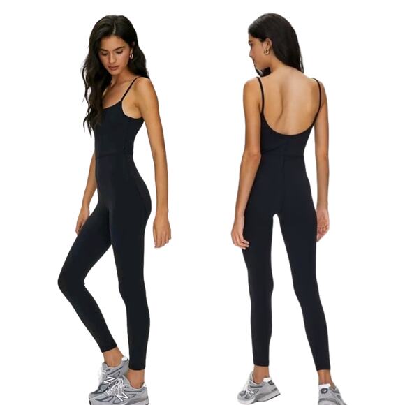 Wilfred Free Aritzia Divinity One-Piece Activewear Pilates Jumpsuit Black- Small - Picture 1 of 4